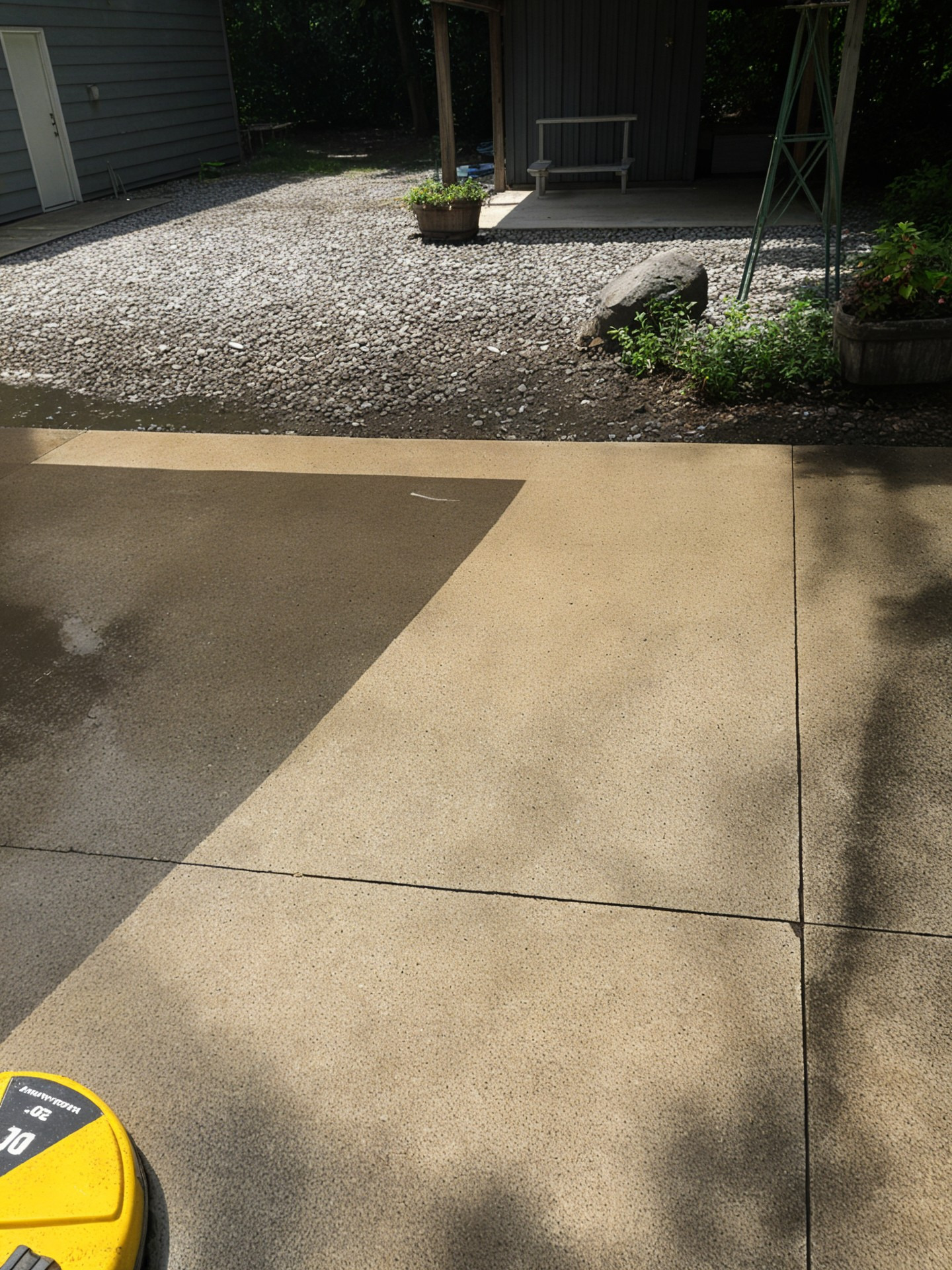 Driveway pressure washing before and after with surface cleaner – Lawndash Powerwashing, serving Alma MI
